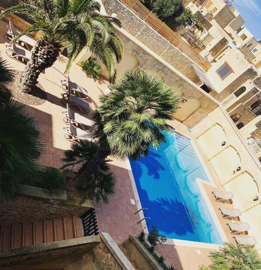 Tal-Mirakli Għarb Exterior foto